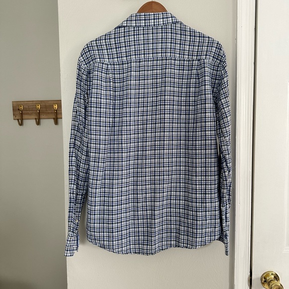 Nautica Classic Fit plaid button down sz: Large - Picture 6 of 6